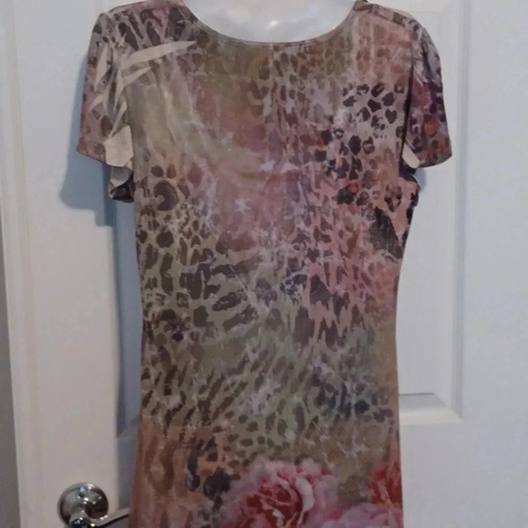 💙🏍silky to touch top with lace and sparkles - Picture 5 of 8